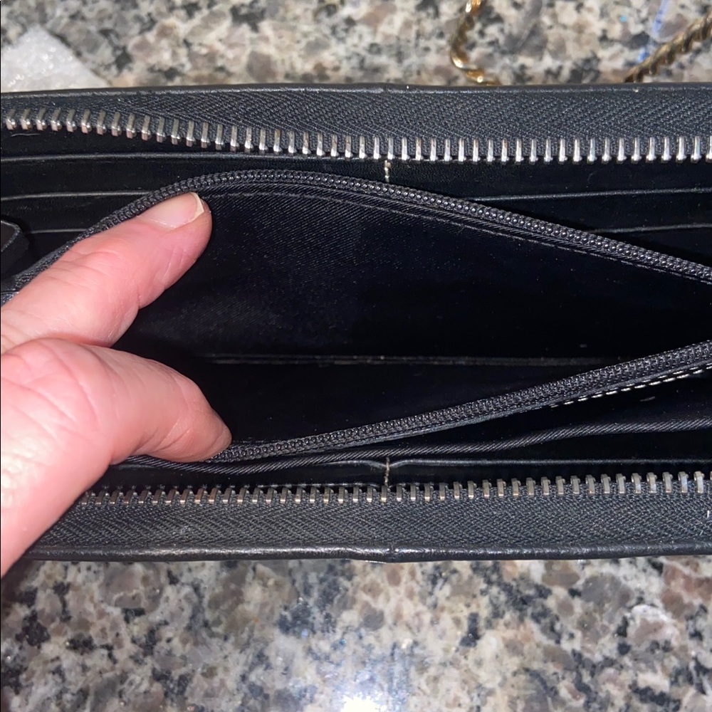 Dooney & Bourke Vintage EUC Wallet - Picture 10 of 13